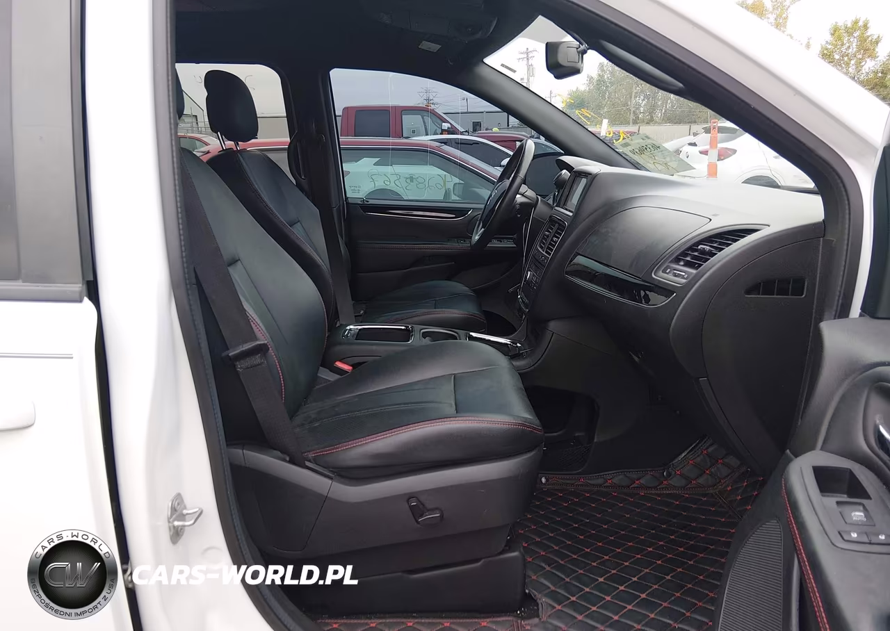 2018 Dodge Grand Caravan Gt VIN:2C4RDGEG5JR221174 - 5