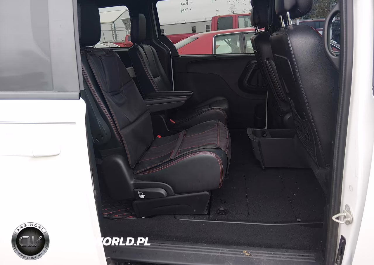 2018 Dodge Grand Caravan Gt VIN:2C4RDGEG5JR221174 - 8