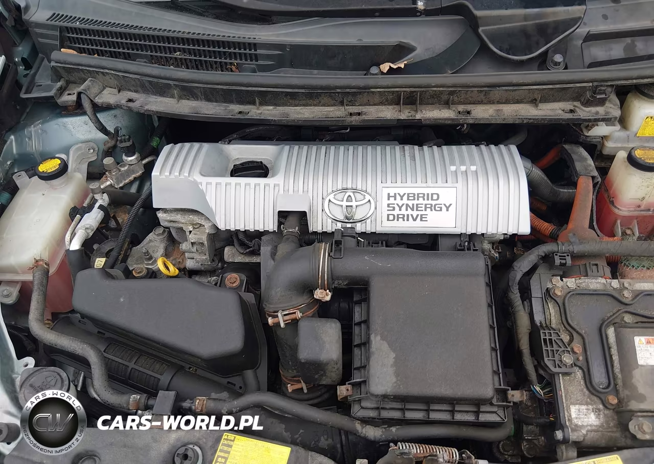 2013 Toyota Prius Three VIN:JTDKN3DU5D5702834 - 10