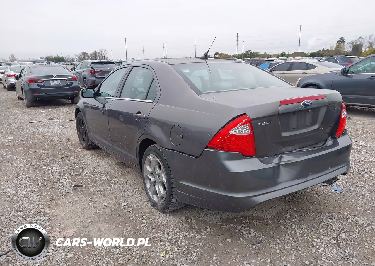 2011 Ford Fusion Se VIN:3FAHP0HA5BR132692 - 3