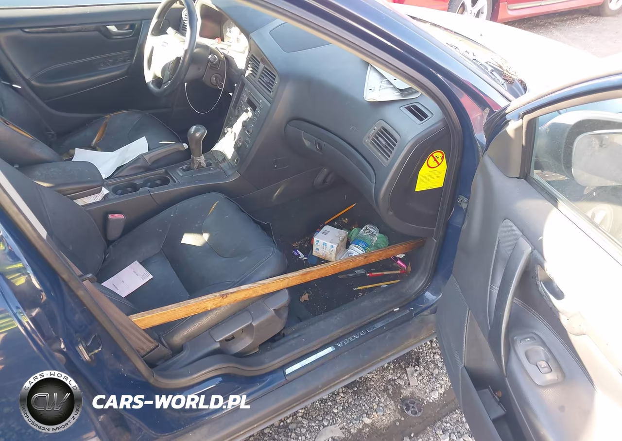 2002 Volvo V70 2.4 VIN:YV1SW61R022242389 - 5