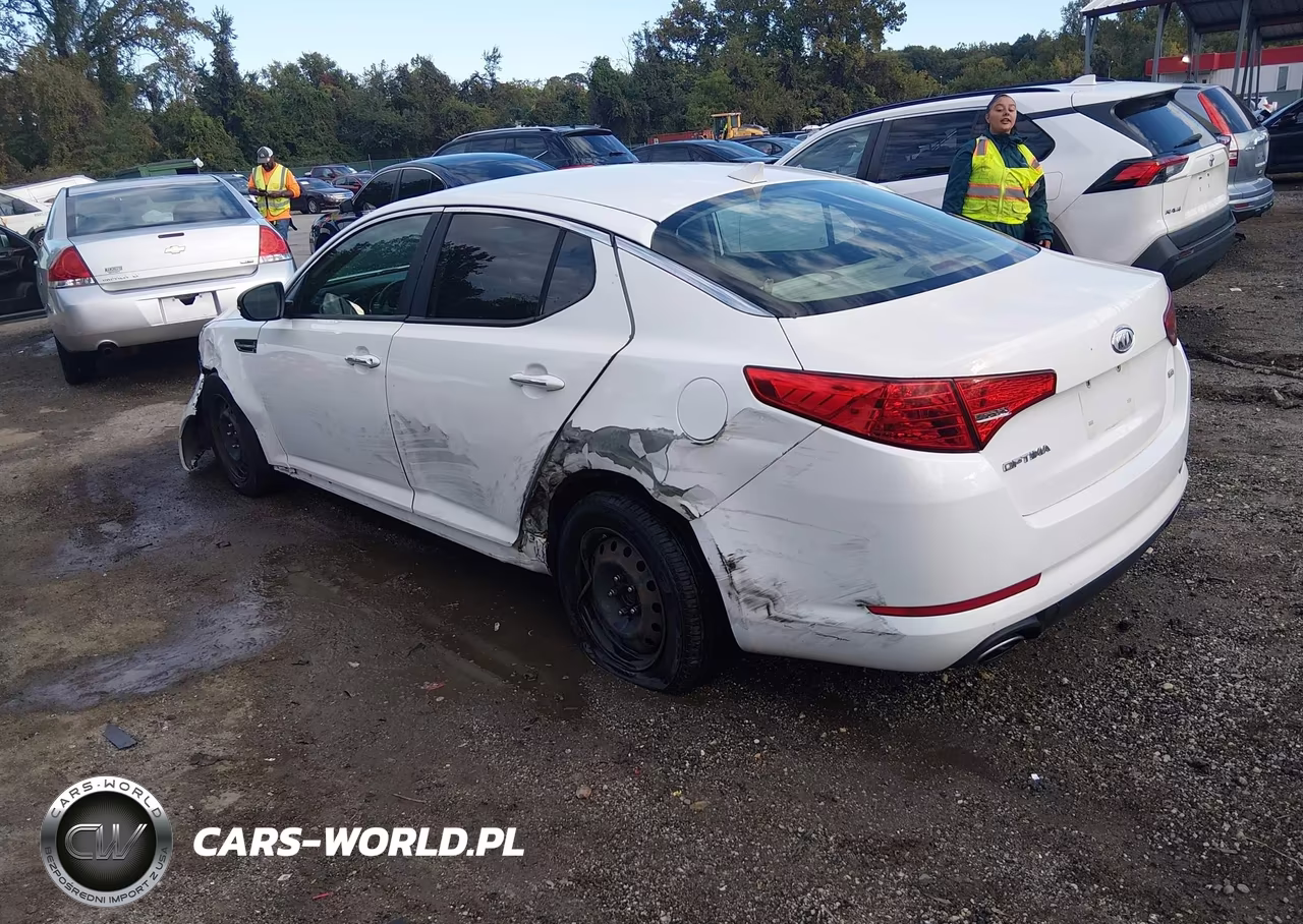 2012 Kia Optima Lx VIN:5XXGM4A79CG008428 - 3