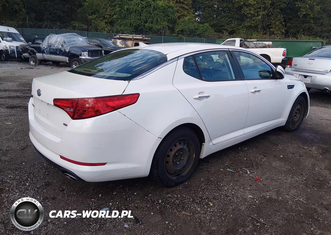 2012 Kia Optima Lx VIN:5XXGM4A79CG008428 - 4