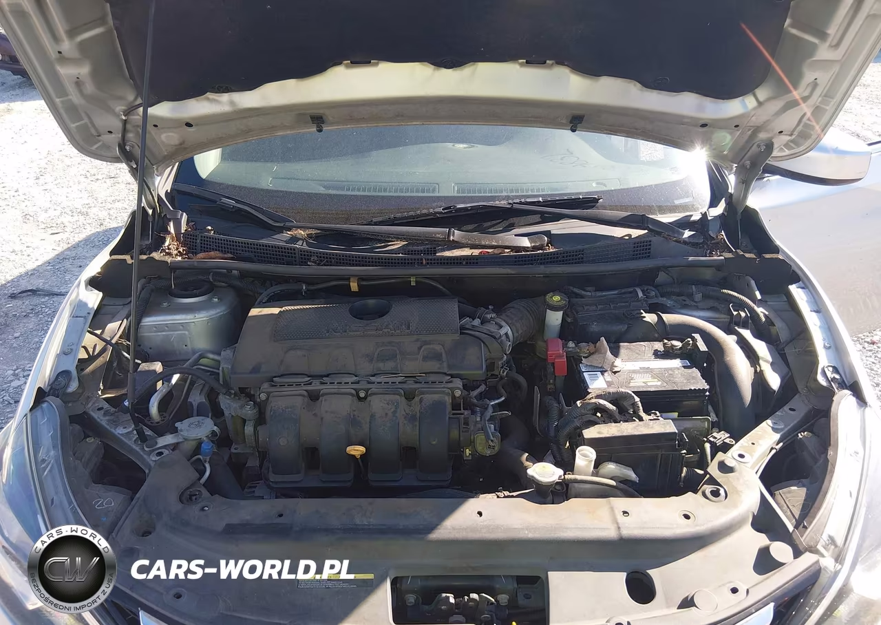 2018 Nissan Sentra S VIN:3N1AB7AP0JY310422 - 10