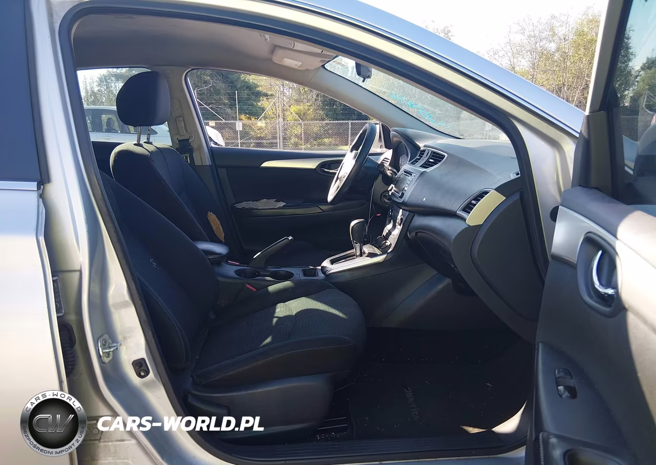 2018 Nissan Sentra S VIN:3N1AB7AP0JY310422 - 5