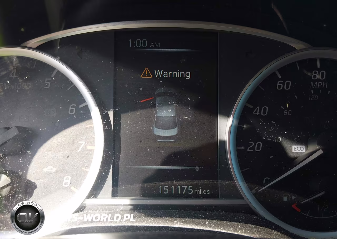 2018 Nissan Sentra S VIN:3N1AB7AP0JY310422 - 7