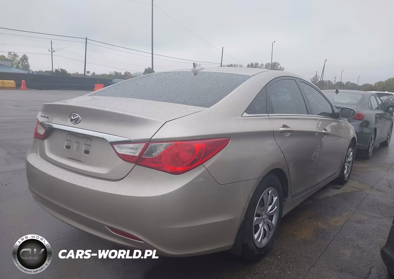 2011 Hyundai Sonata Gls VIN:5NPEB4AC0BH195572 - 4
