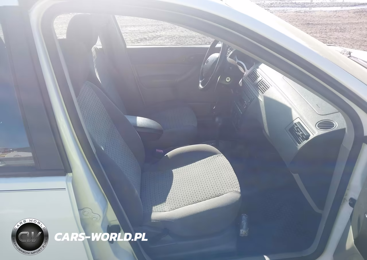 2006 Ford Focus Zx4 VIN:1FAHP34N76W230393 - 5