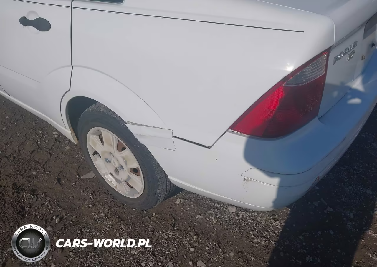 2006 Ford Focus Zx4 VIN:1FAHP34N76W230393 - 6