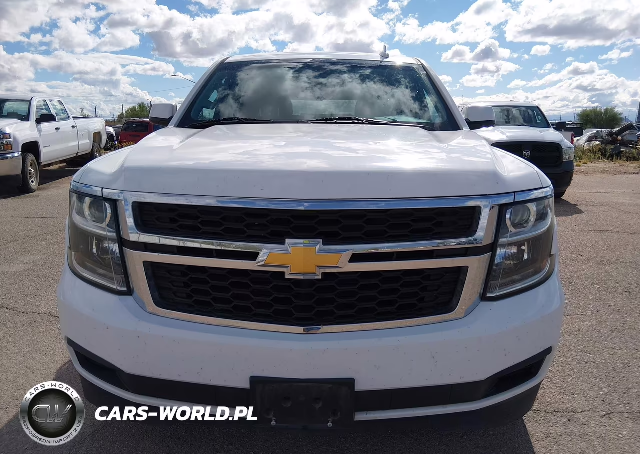 2018 Chevrolet Suburban Ls VIN:1GNSKGEC8JR323621 - 12