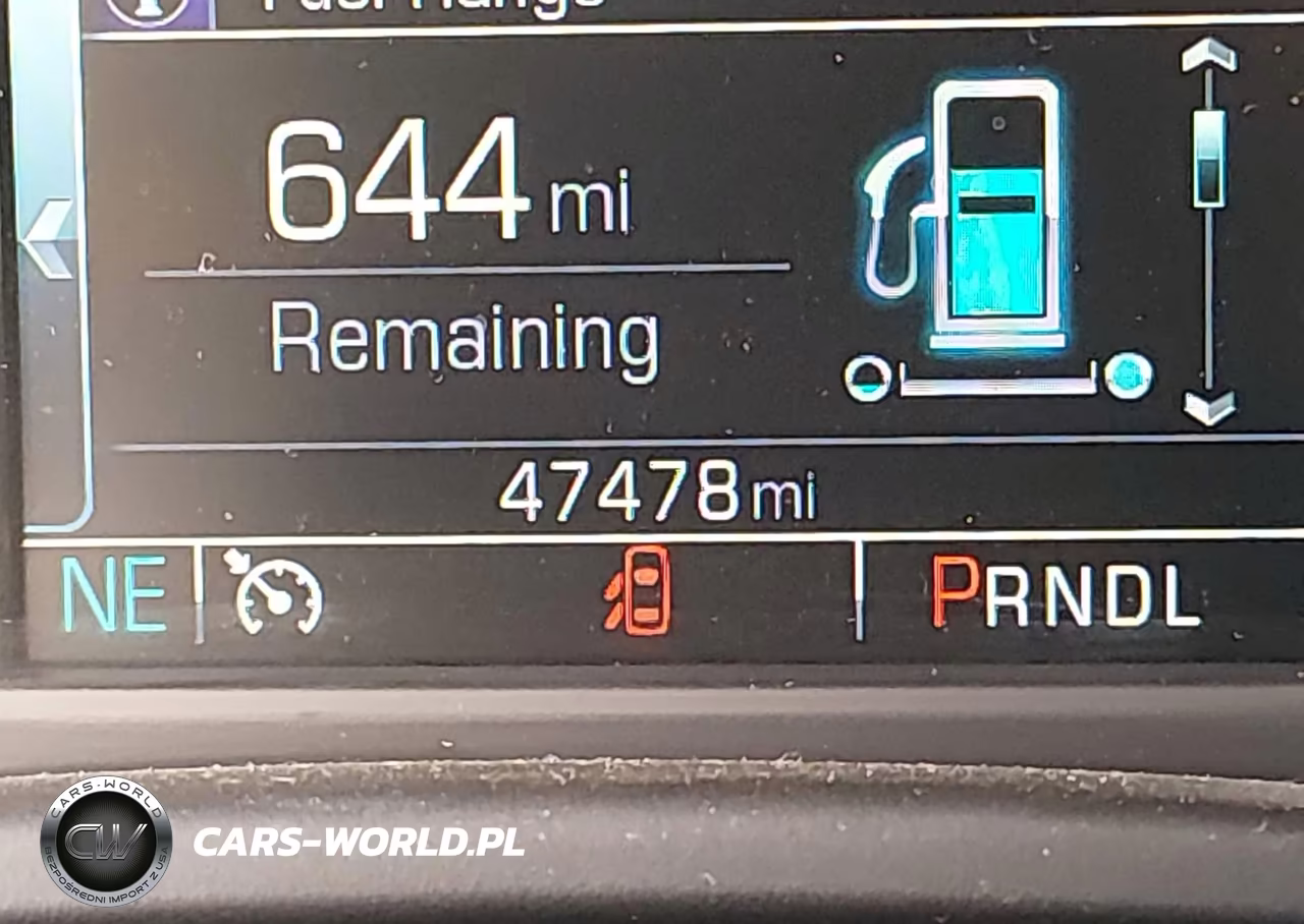 2018 Chevrolet Suburban Ls VIN:1GNSKGEC8JR323621 - 15