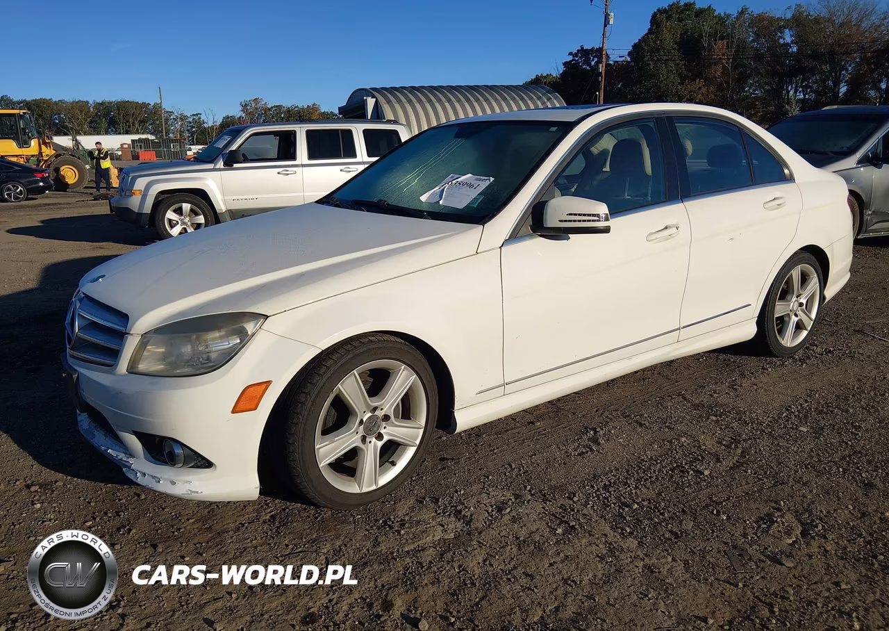 2010 Mercedes-Benz C 300 Luxury 4Matic-Sport 4Matic VIN:WDDGF8BB4AR124012 - 2
