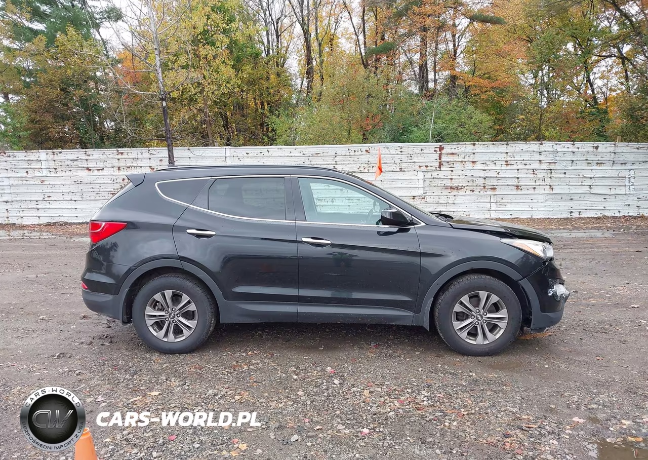 2016 Hyundai Santa Fe Sport 2.4L VIN:5XYZUDLB2GG347401 - 14