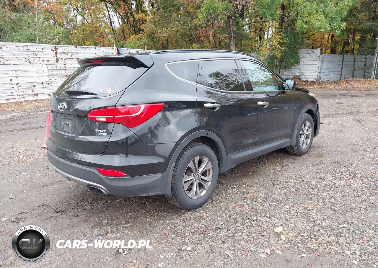 2016 Hyundai Santa Fe Sport 2.4L VIN:5XYZUDLB2GG347401 - 4