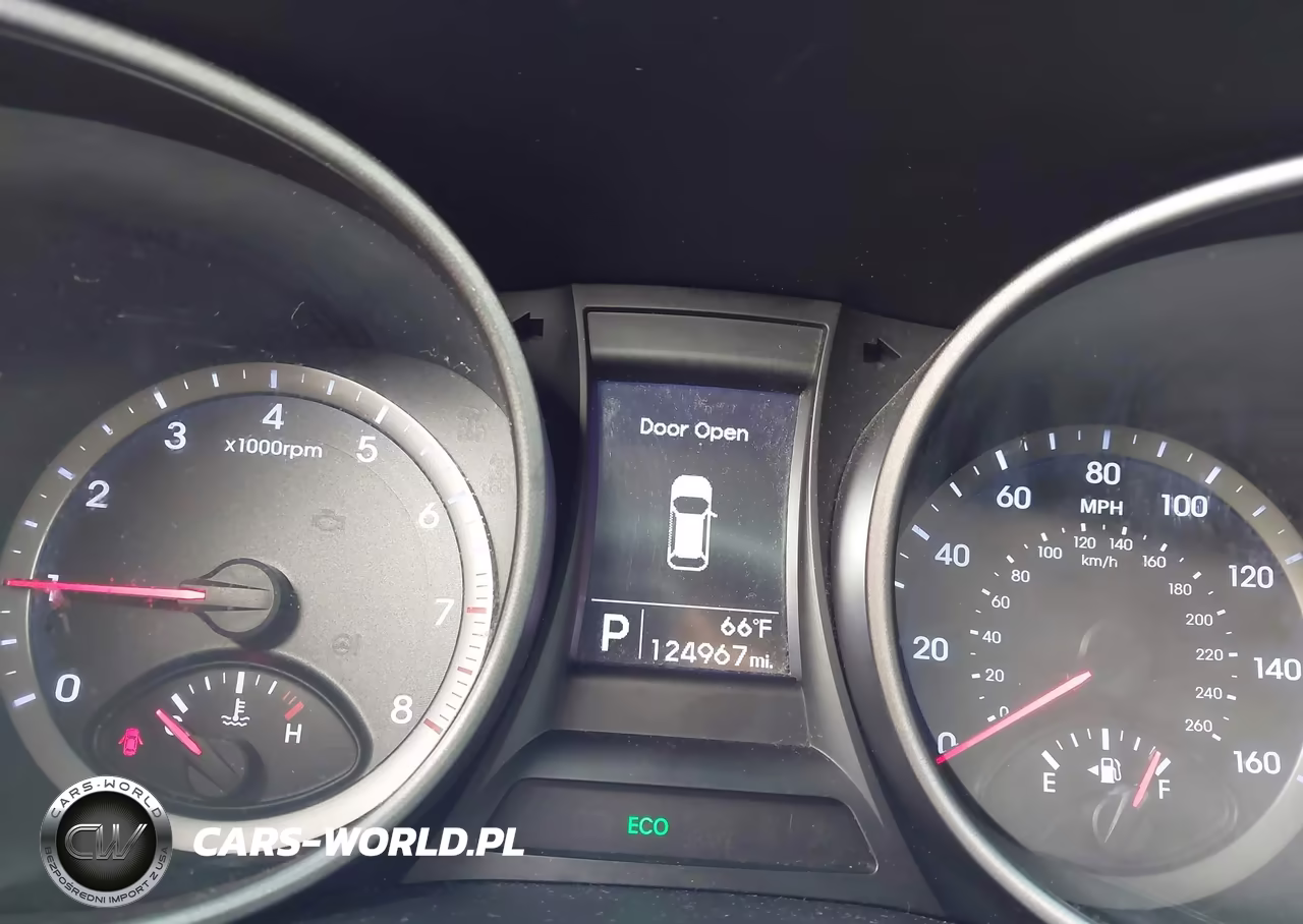2016 Hyundai Santa Fe Sport 2.4L VIN:5XYZUDLB2GG347401 - 7