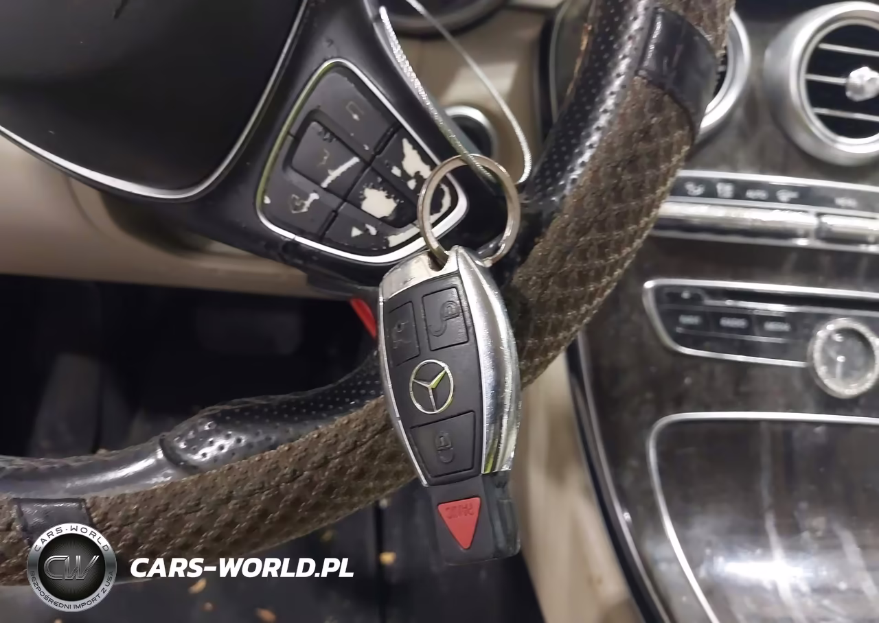 2015 Mercedes-Benz C 300 4Matic VIN:55SWF4KB8FU024358 - 11