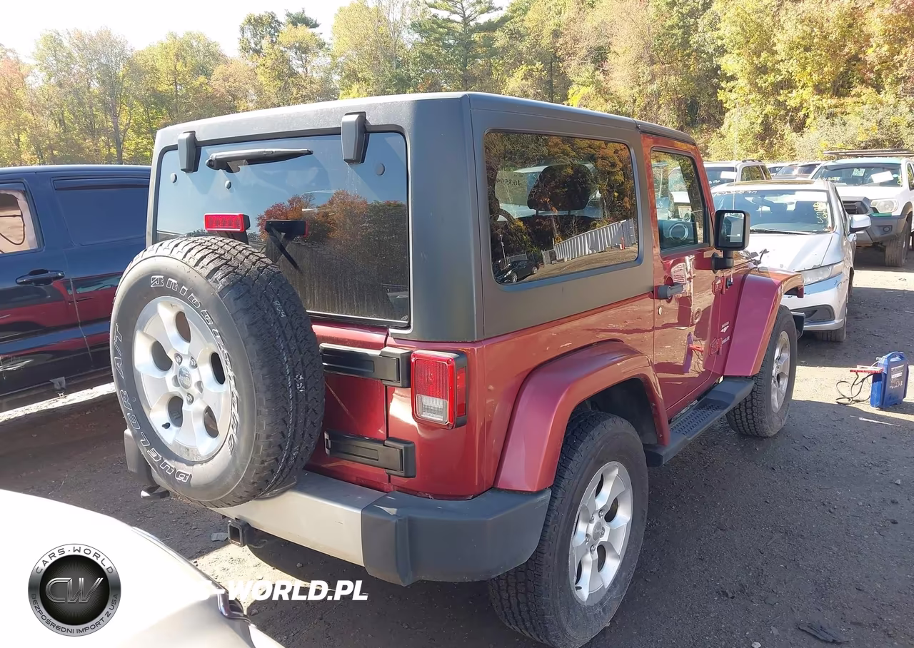 2013 Jeep Wrangler Sahara VIN:1C4AJWBG7DL551268 - 4