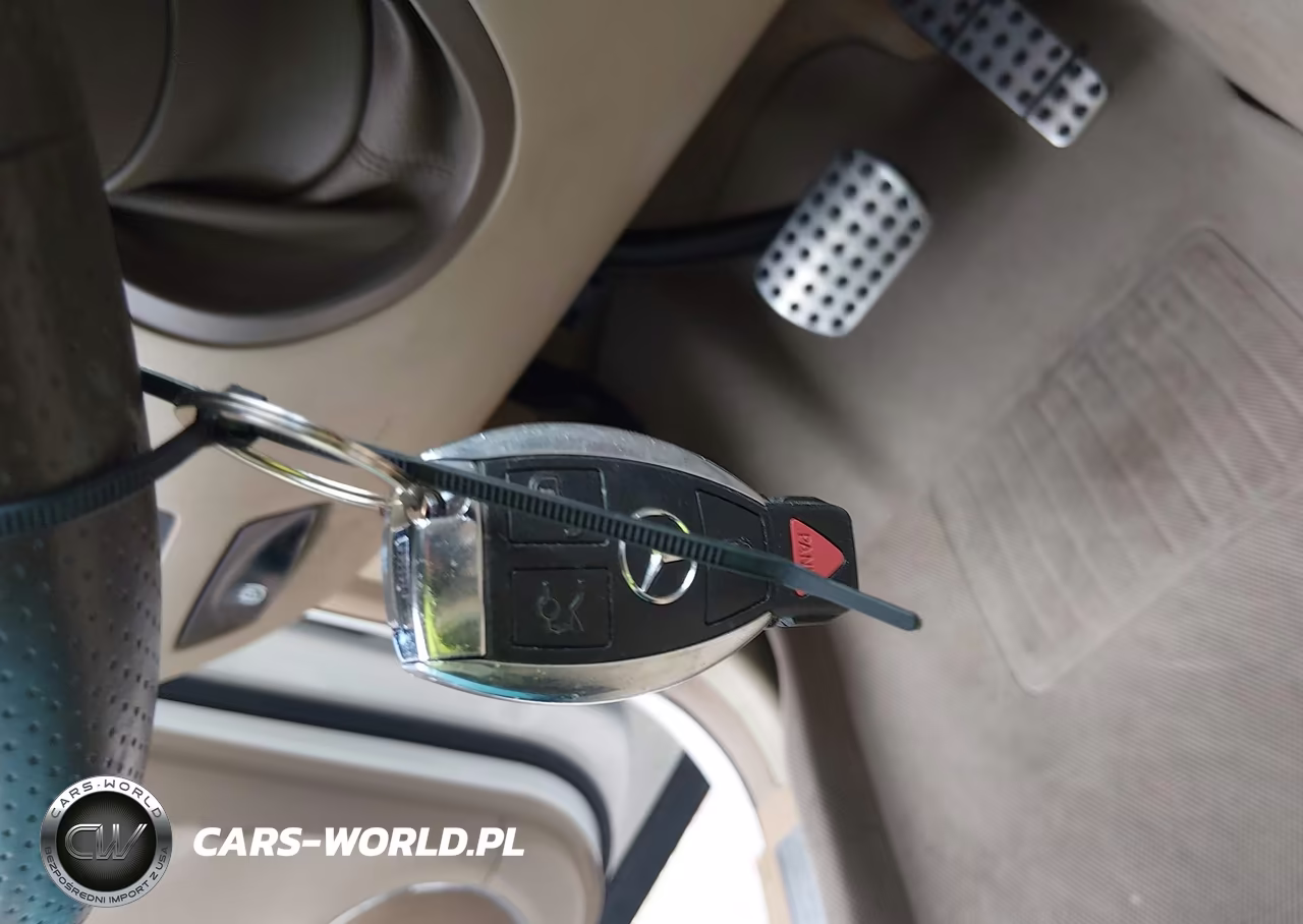 2012 Mercedes-Benz Gl 550 4Matic VIN:4JGBF8GE9CA784437 - 11
