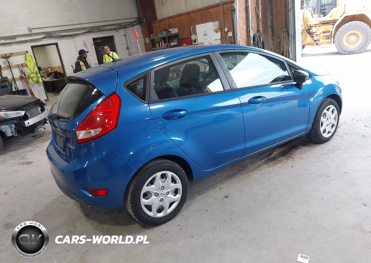 2011 Ford Fiesta Se VIN:3FADP4EJ0BM178311 - 4