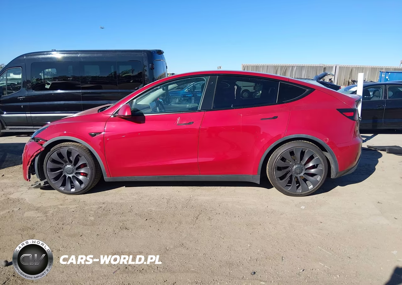2022 Tesla Model Y Performance Dual Motor All-Wheel Drive VIN:7SAYGDEF9NF342755 - 14