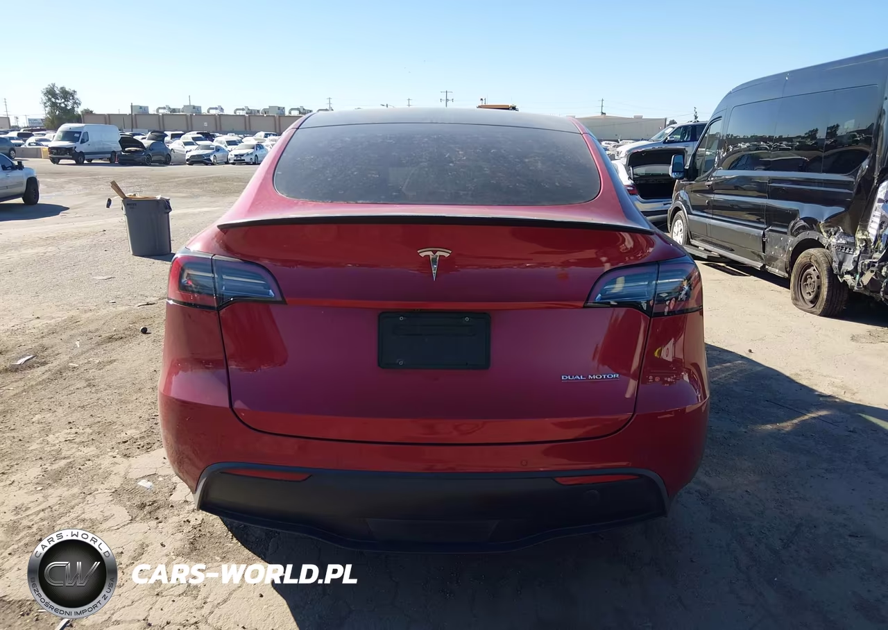 2022 Tesla Model Y Performance Dual Motor All-Wheel Drive VIN:7SAYGDEF9NF342755 - 16