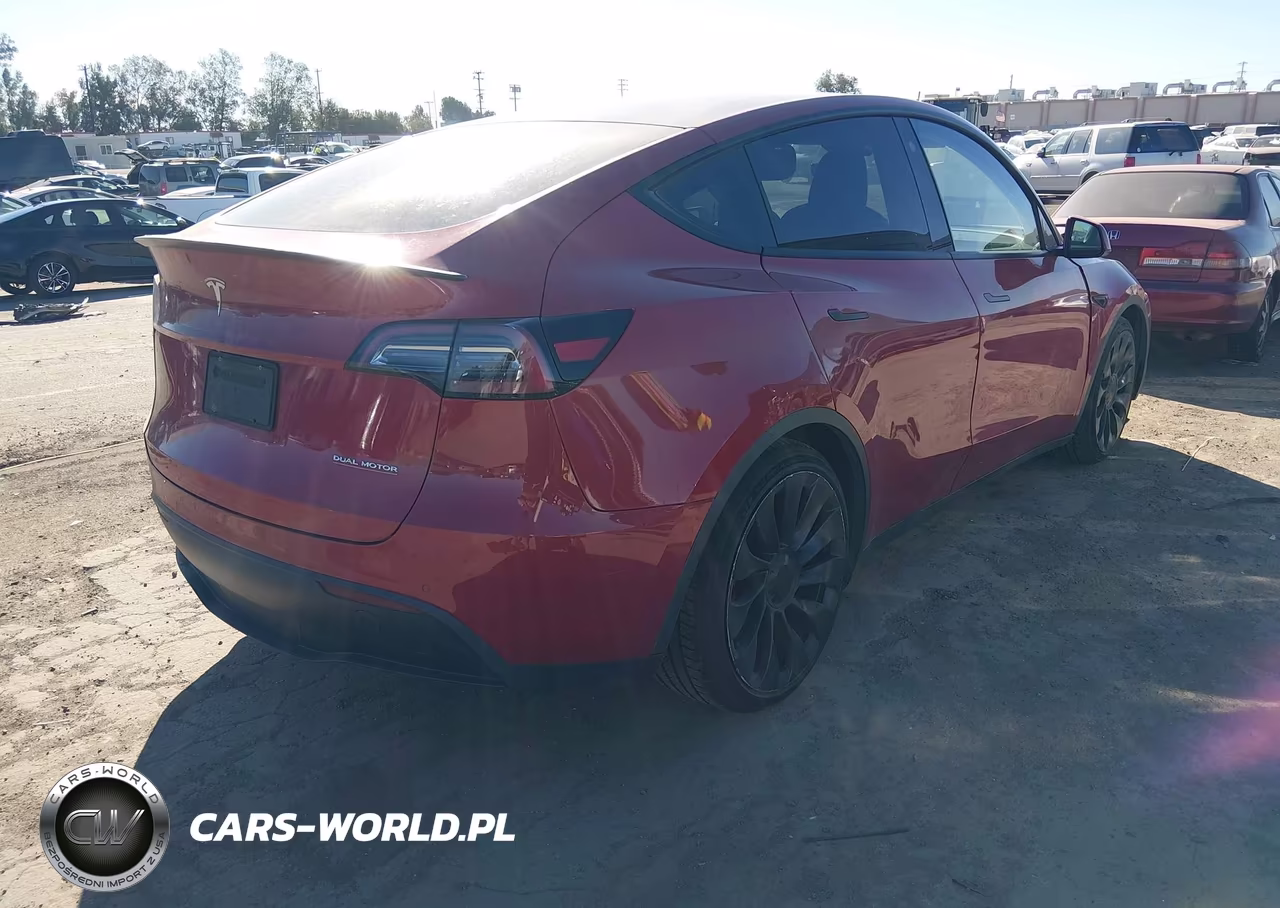 2022 Tesla Model Y Performance Dual Motor All-Wheel Drive VIN:7SAYGDEF9NF342755 - 4