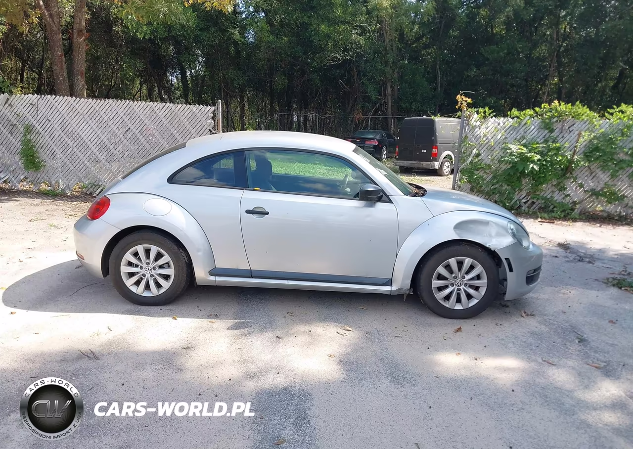 2014 Volkswagen Beetle VIN:3VWFP7AT4EM624957 - 13