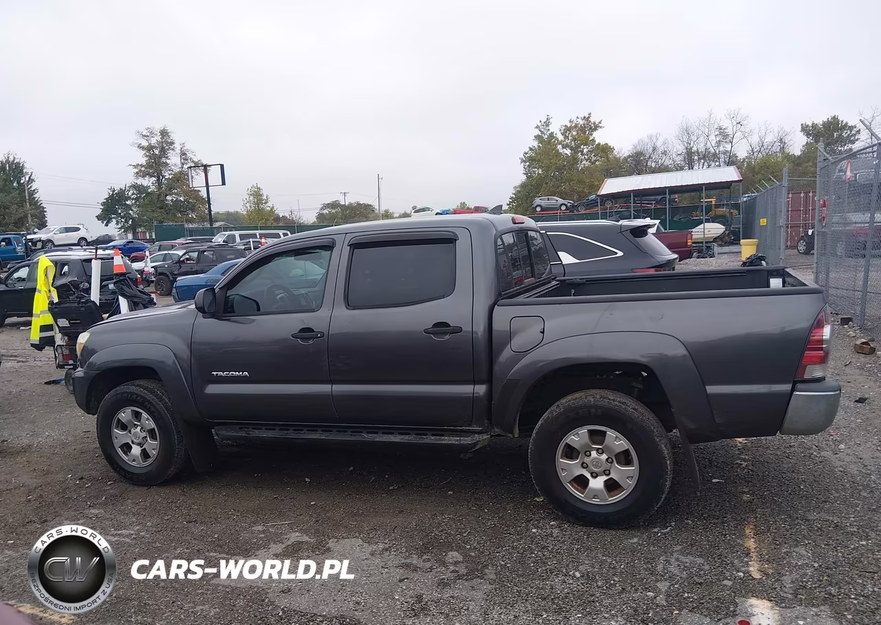 2014 Toyota Tacoma Prerunner V6 VIN:3TMJU4GN7EM166876 - 15