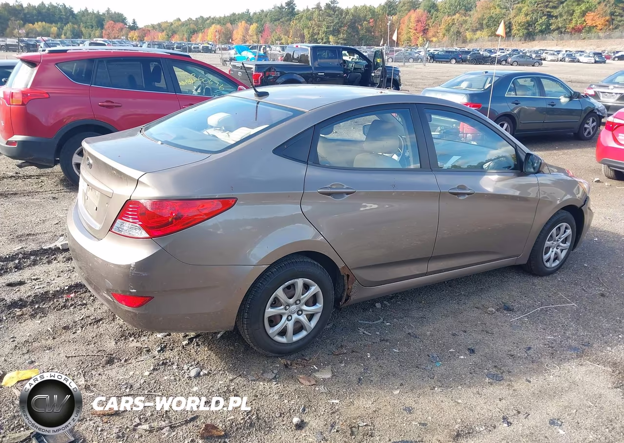 2012 Hyundai Accent Gls VIN:KMHCT4AE5CU254138 - 4