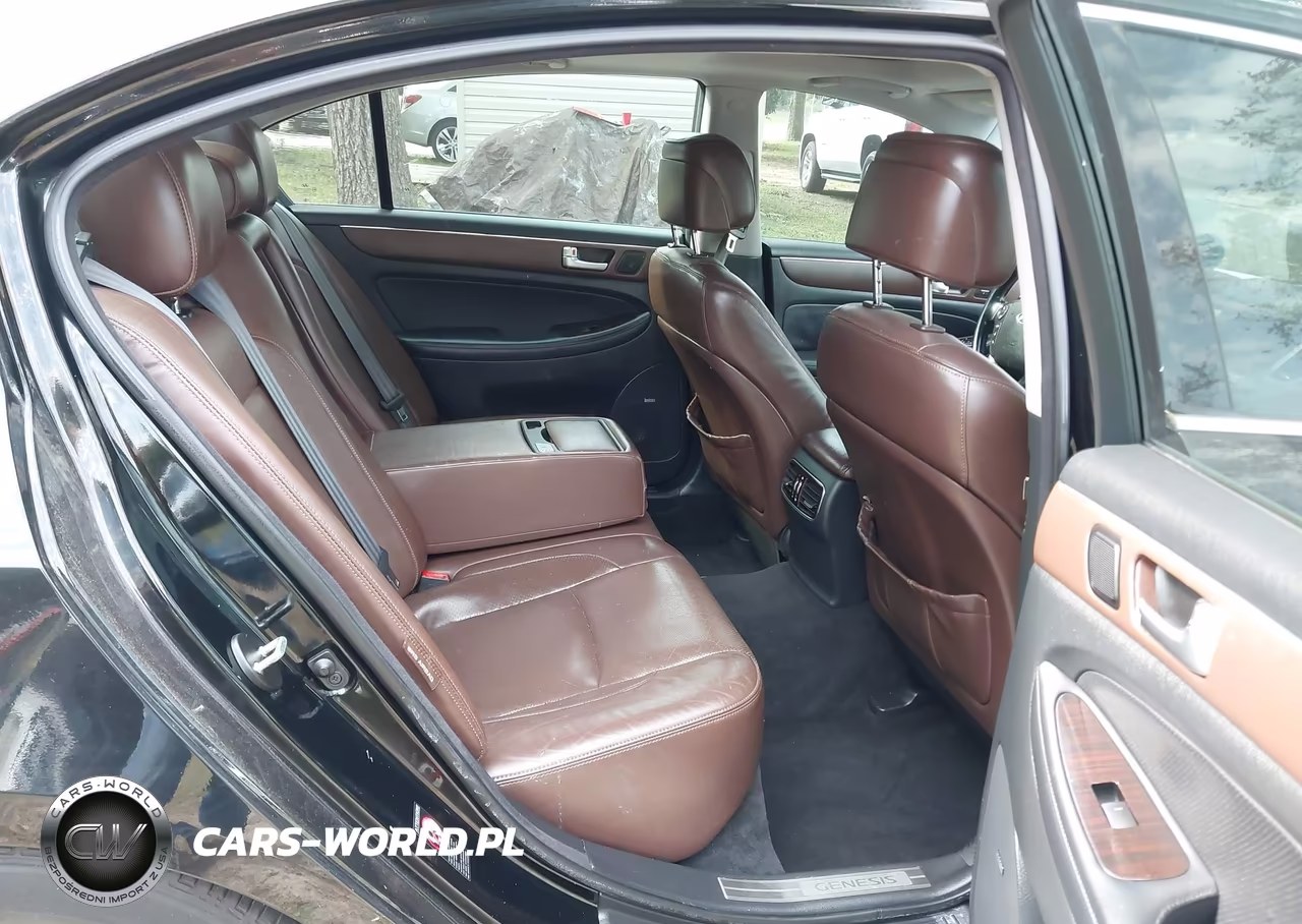 2012 Hyundai Genesis 3.8 VIN:KMHGC4DD3CU167567 - 8