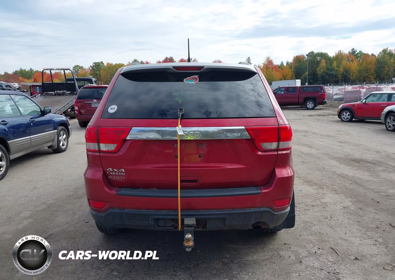 2011 Jeep Grand Cherokee Laredo VIN:1J4RR4GG0BC563147 - 15