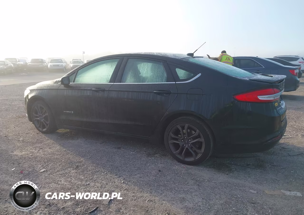 2018 Ford Fusion Hybrid Se VIN:3FA6P0LU7JR120129 - 3