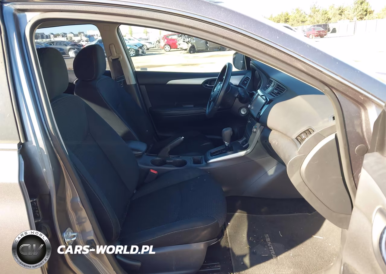 2019 Nissan Sentra S VIN:3N1AB7AP4KY423551 - 5