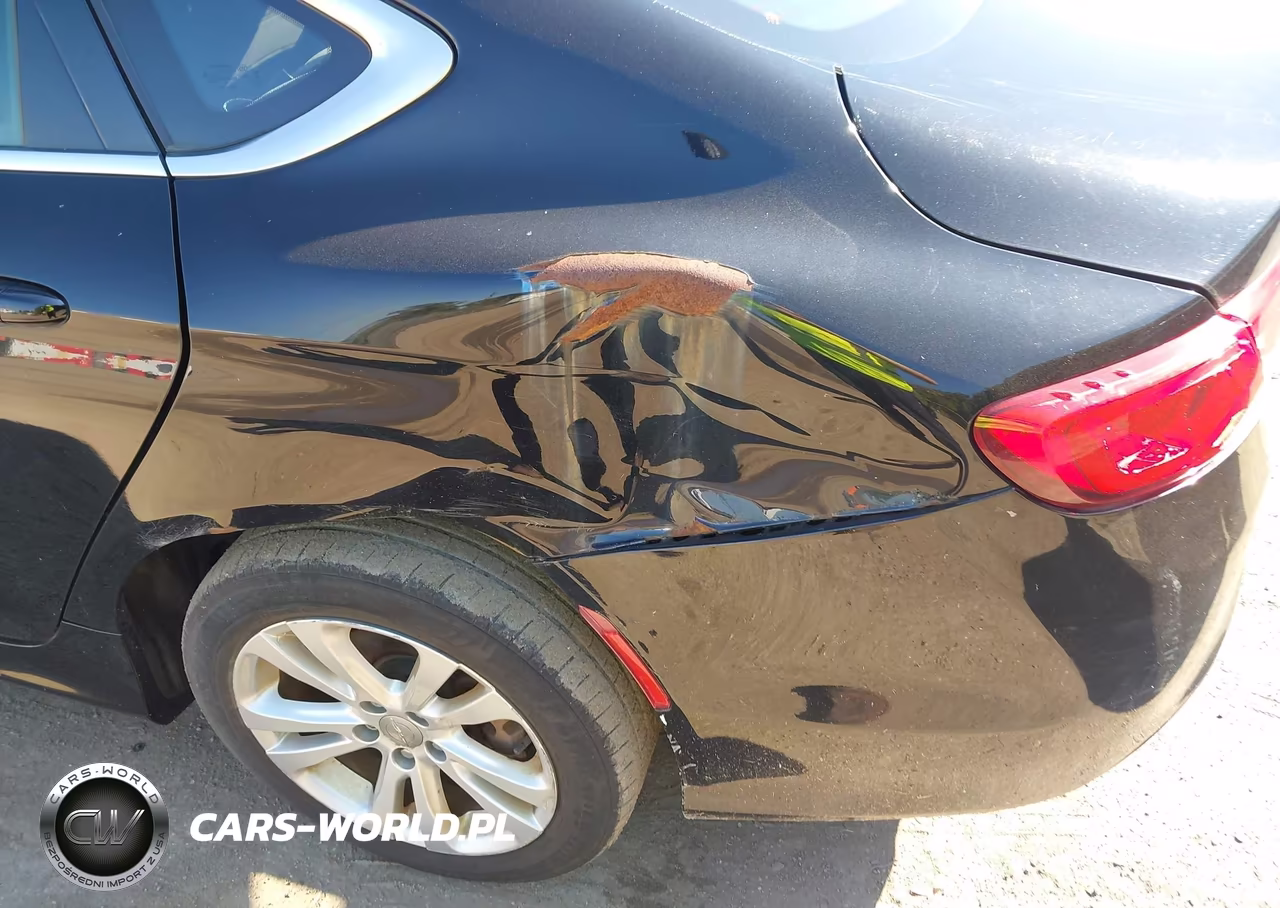 2015 Chrysler 200 Limited VIN:1C3CCCAG1FN525747 - 6