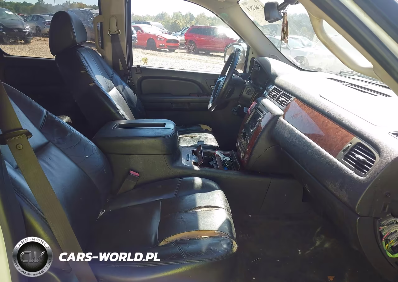 2008 Chevrolet Tahoe Ltz VIN:1GNFK13098R165226 - 5