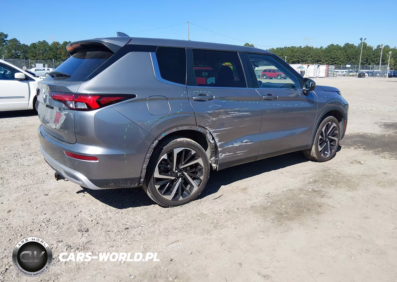 2022 Mitsubishi Outlander Black Edition 2Wd-Se 2.5 2Wd-Se Launch Edition 2Wd VIN:JA4J3UA80NZ009236 - 4