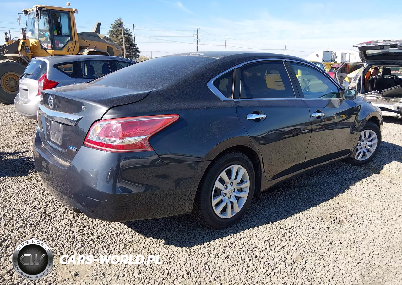 2013 Nissan Altima 2.5 S VIN:1N4AL3APXDN531410 - 4