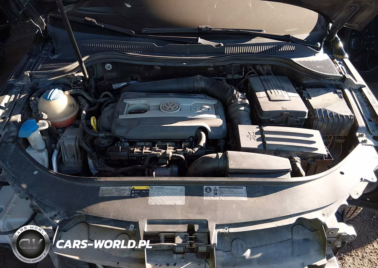 2013 Volkswagen Cc 2.0T R-Line VIN:WVWBP7AN8DE569212 - 10