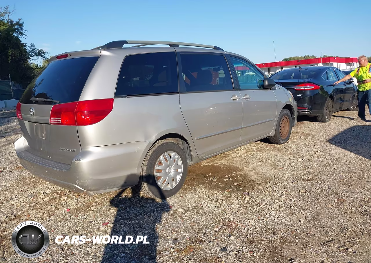 2004 Toyota Sienna Le VIN:5TDZA23C24S087523 - 4