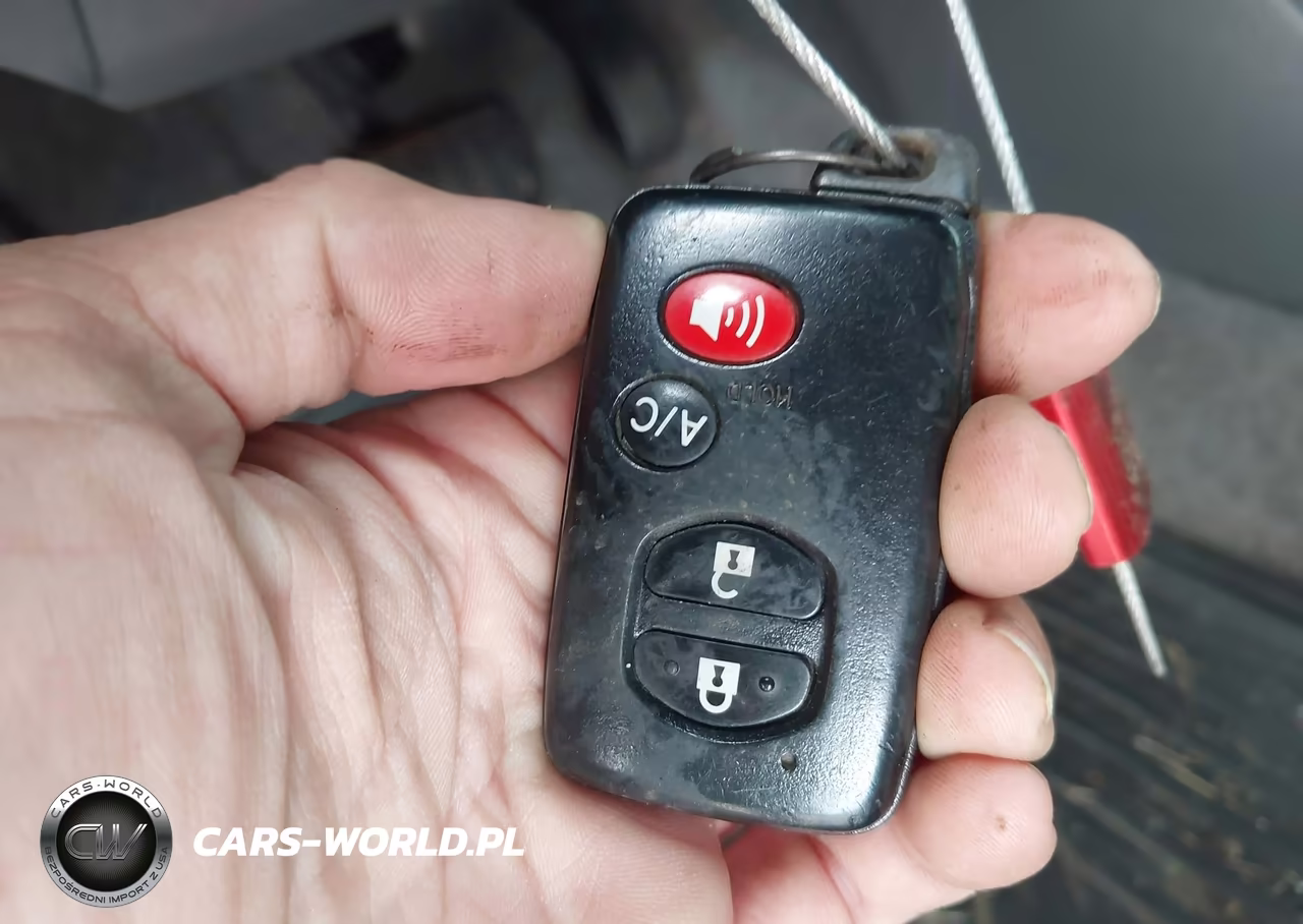 2010 Toyota Prius Iv VIN:JTDKN3DU8A1176606 - 11