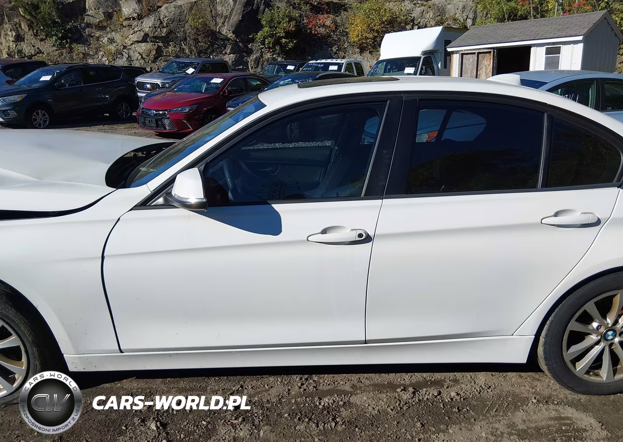 2017 BMW 320I xDrive VIN:WBA8E5G53HNU22844 - 13