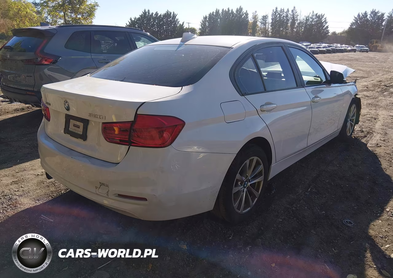 2017 BMW 320I xDrive VIN:WBA8E5G53HNU22844 - 4