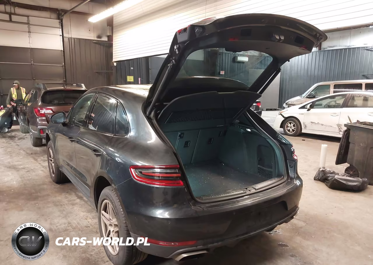 2017 Porsche Macan VIN:WP1AA2A52HLB01699 - 3