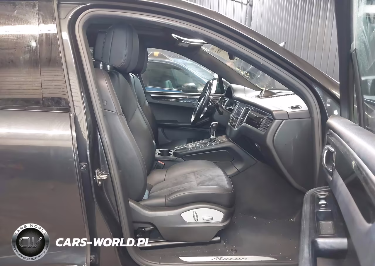 2017 Porsche Macan VIN:WP1AA2A52HLB01699 - 5
