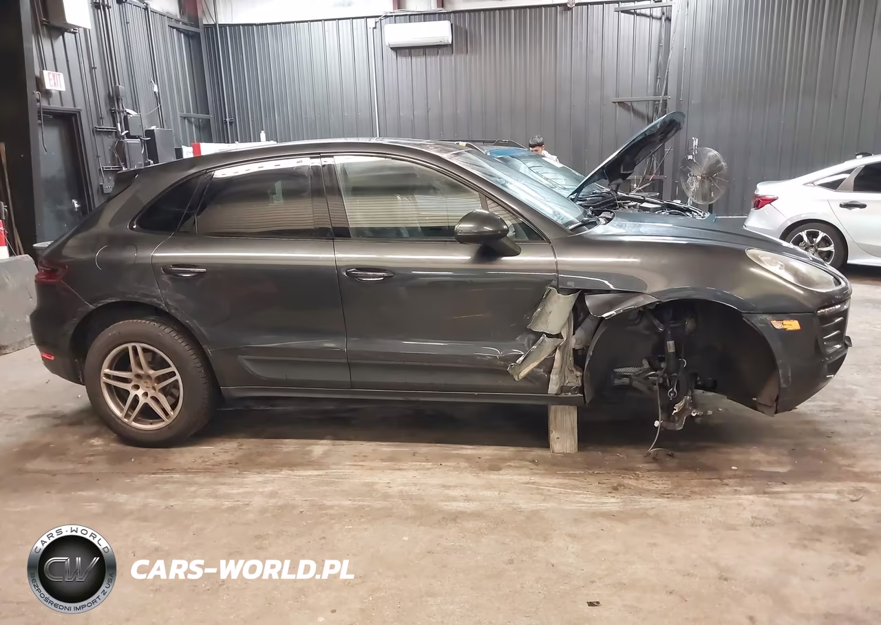 2017 Porsche Macan VIN:WP1AA2A52HLB01699 - 6