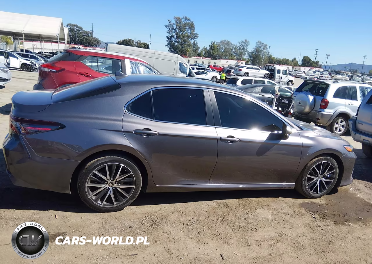 2022 Toyota Camry Le VIN:4T1R11AK4NU661505 - 13