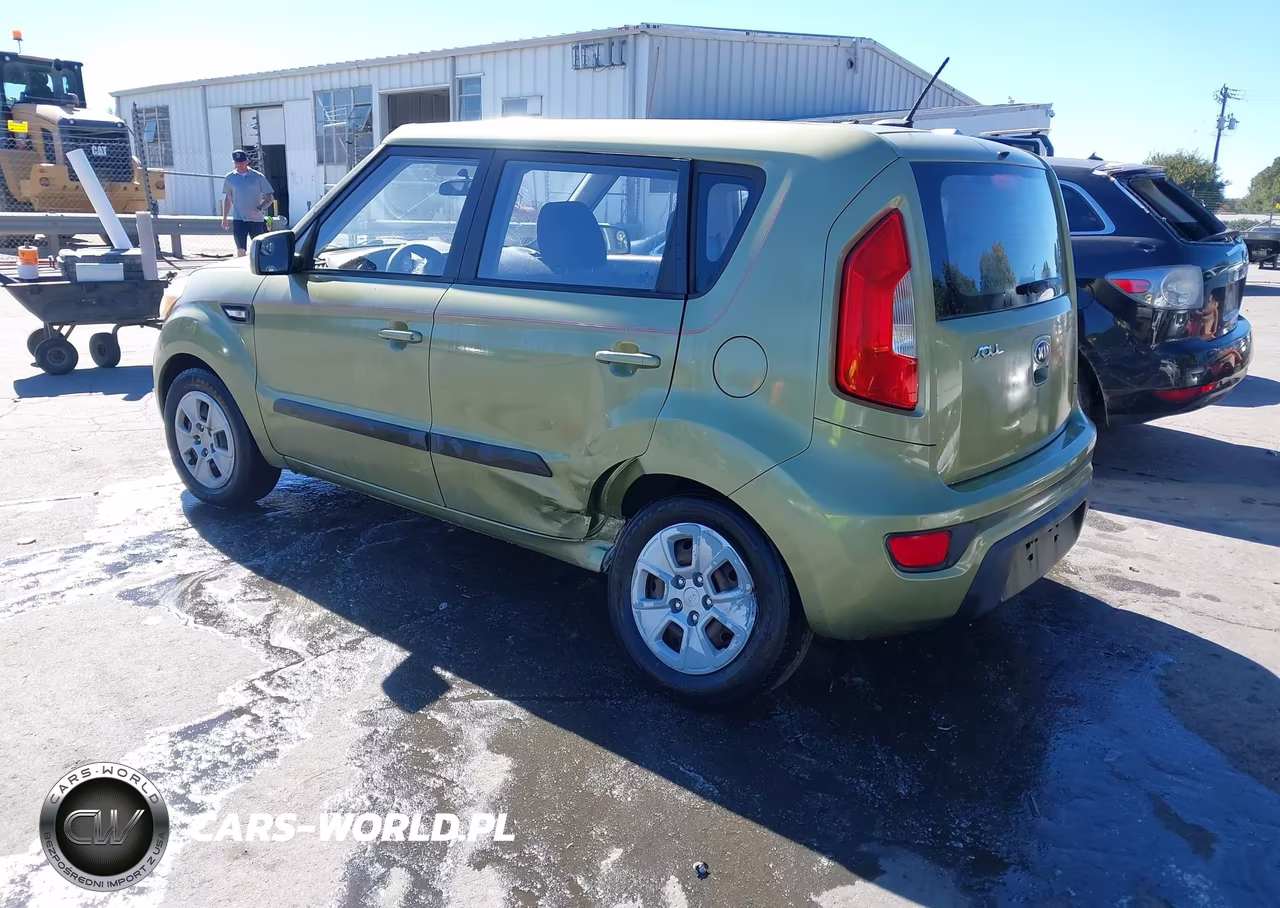 2013 Kia Soul VIN:KNDJT2A5XD7497329 - 3