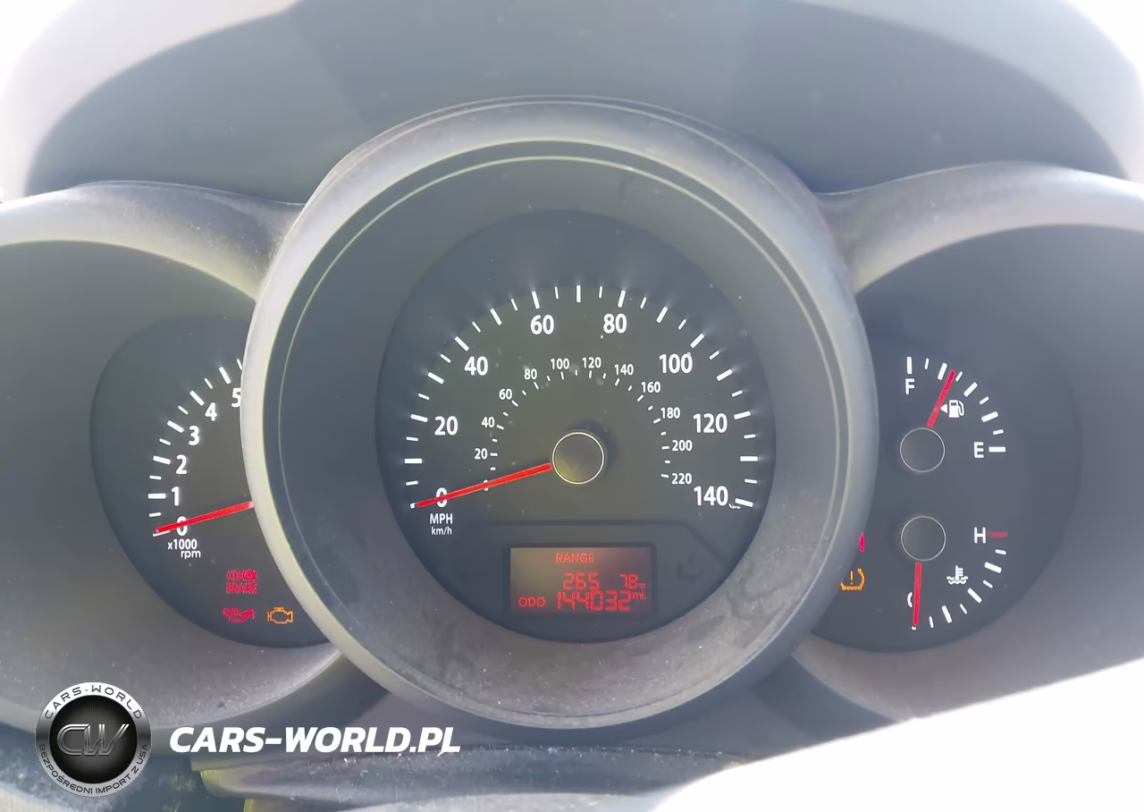 2013 Kia Soul VIN:KNDJT2A5XD7497329 - 7