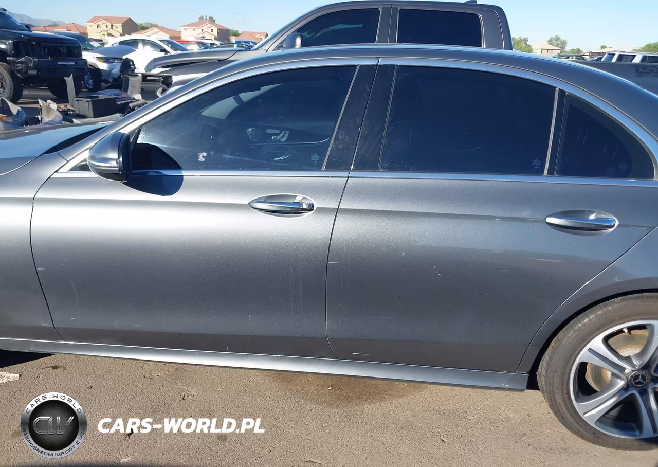 2018 Mercedes-Benz E 300 VIN:WDDZF4JB4JA460499 - 14