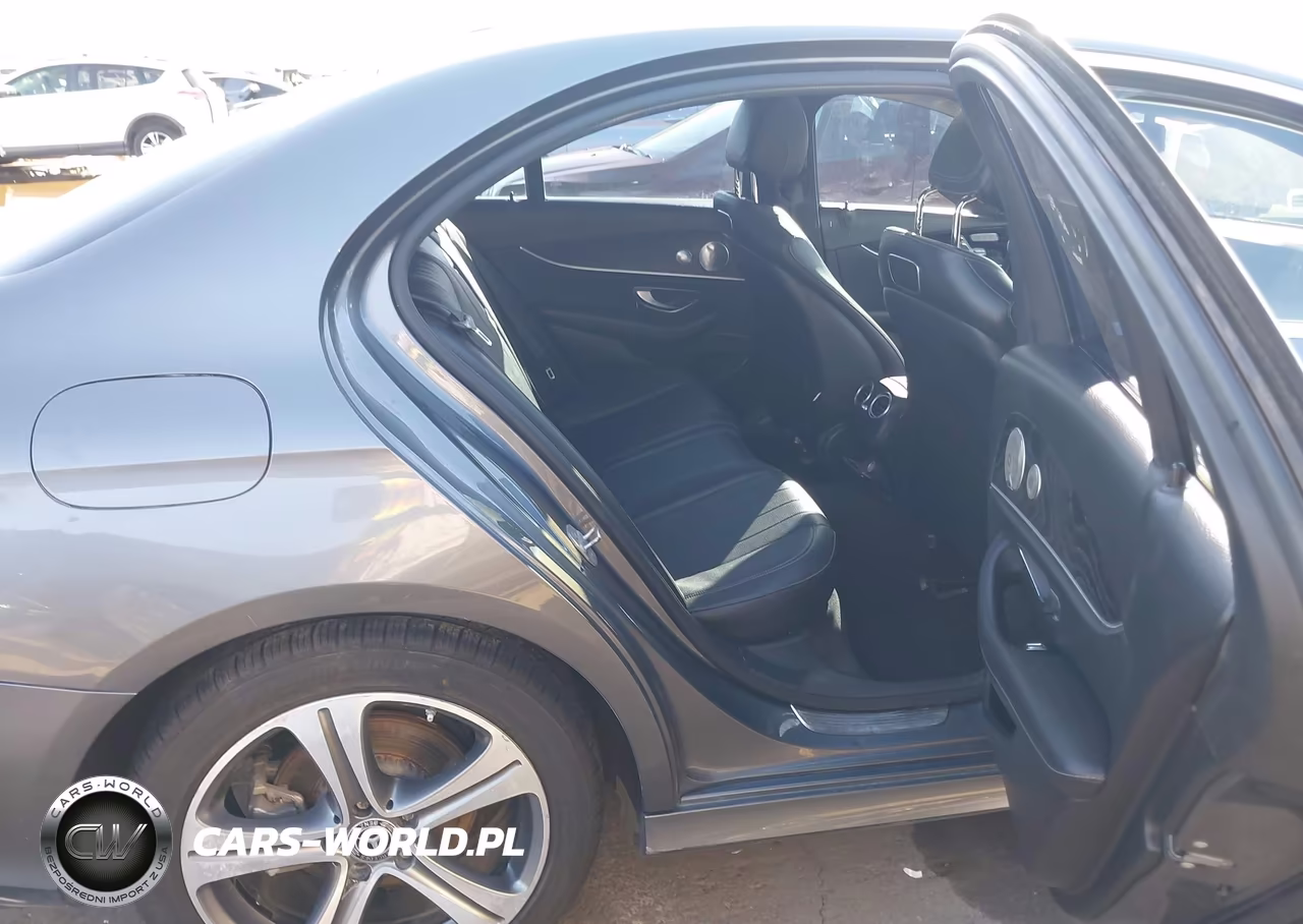 2018 Mercedes-Benz E 300 VIN:WDDZF4JB4JA460499 - 8